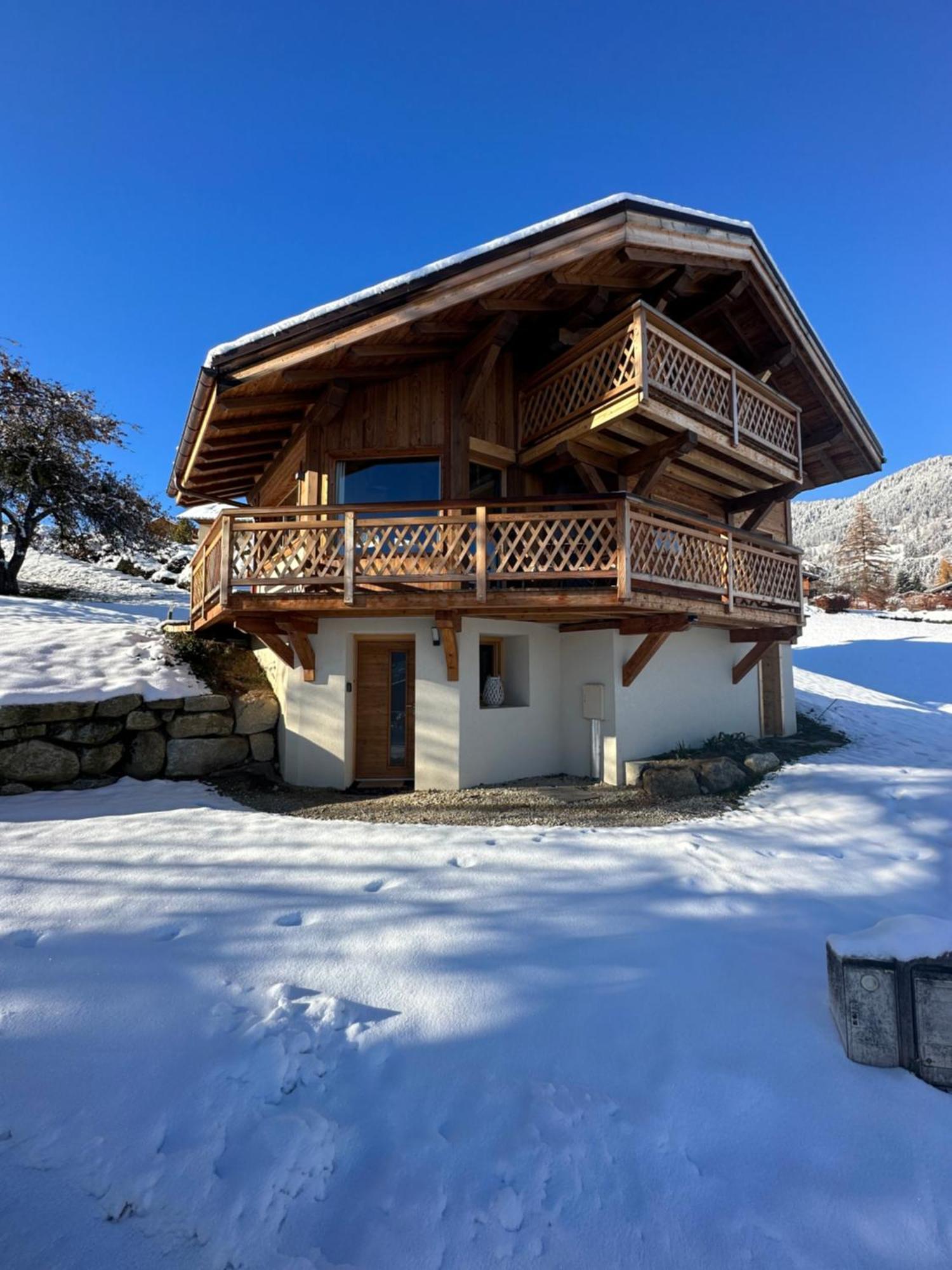 فيلا كورْدوفي Chalet Neuf La Perle Du Perron المظهر الخارجي الصورة