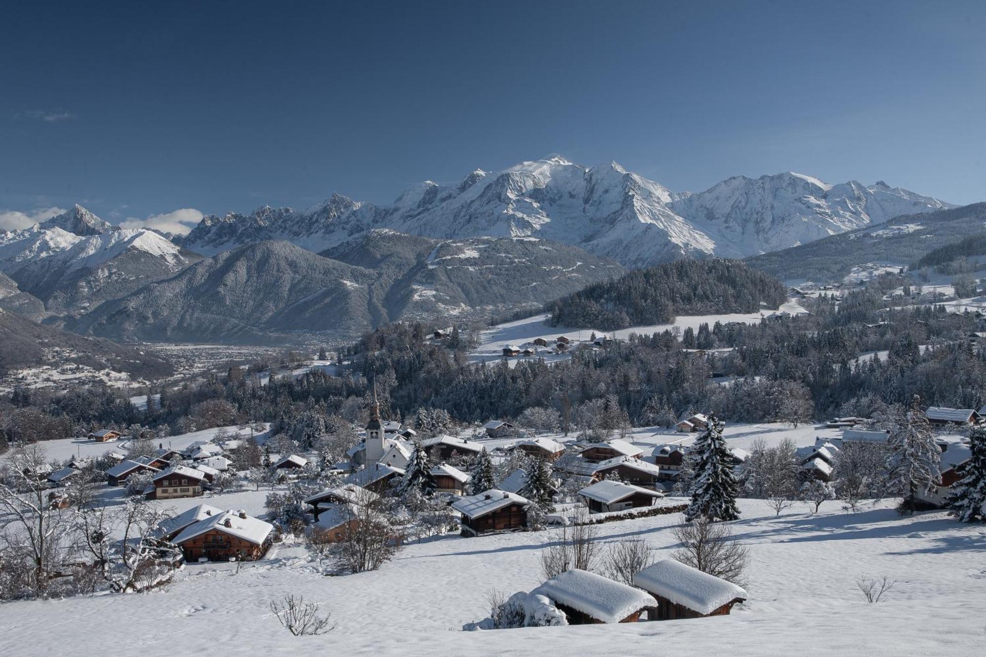 فيلا كورْدوفي Chalet Neuf La Perle Du Perron المظهر الخارجي الصورة